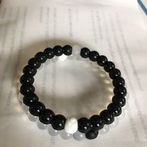 Beaded silicone friendship bracelet in Small-X LG